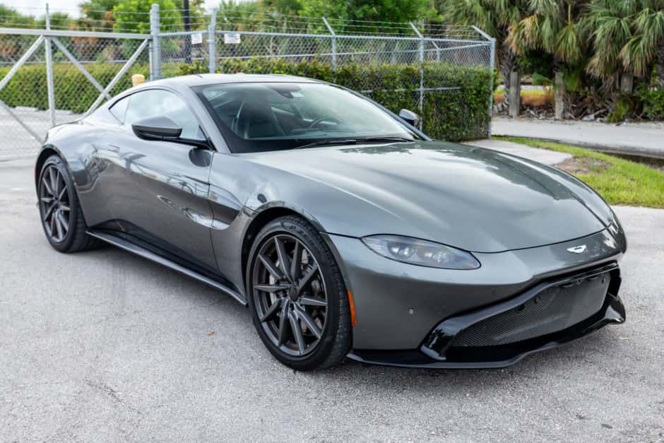 2019 Aston Martin V8 Vantage (2006+) sold for $69,007