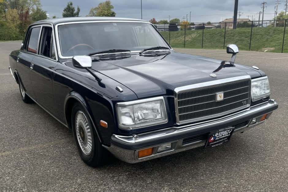 1993 Toyota Century sold for $6,375