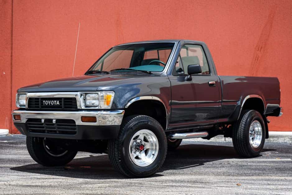 1991 Toyota Pickup (N80/90/100/110 1989-1997) sold for $14,500