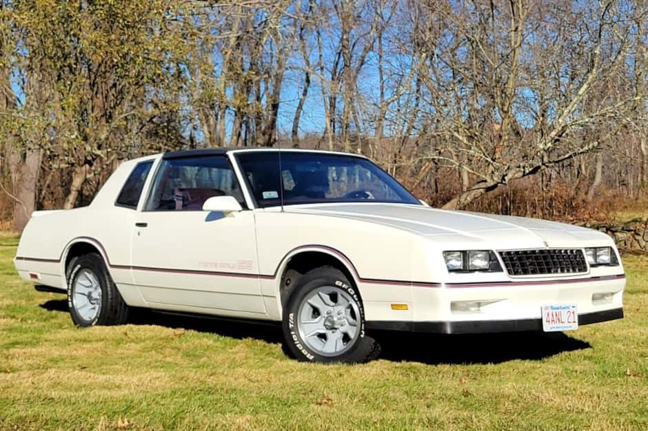 1986 Chevrolet Monte Carlo sold for $14,138