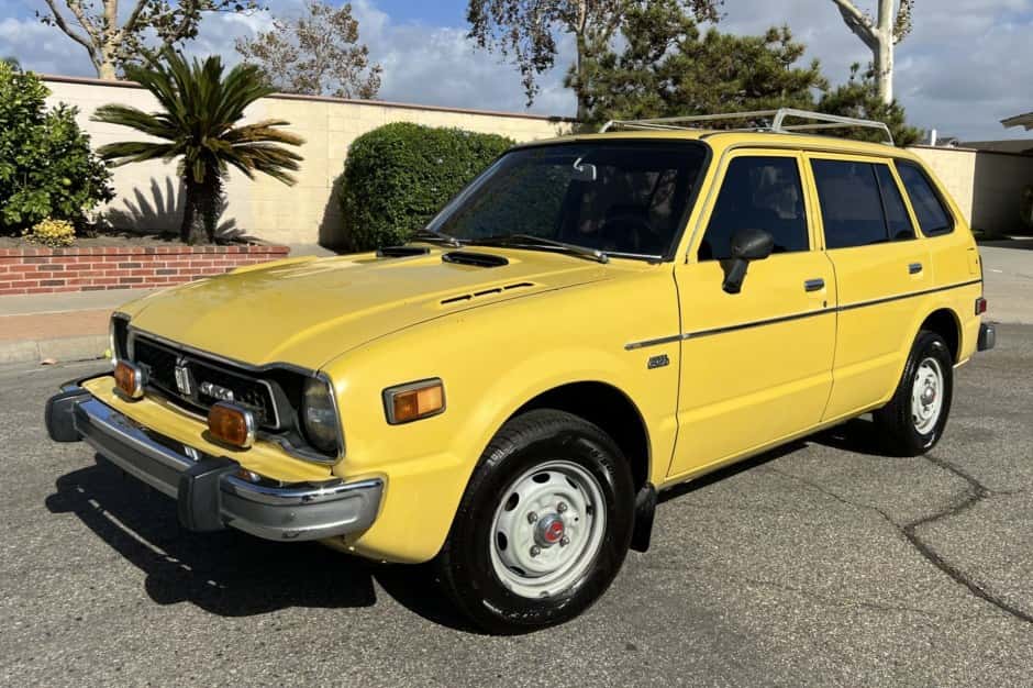 1975 Honda Civic (1972-1979) sold for $9,300