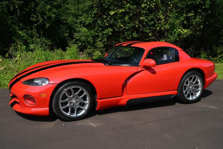 1994 Dodge Viper SR I (1992-1995) sold for $34,000