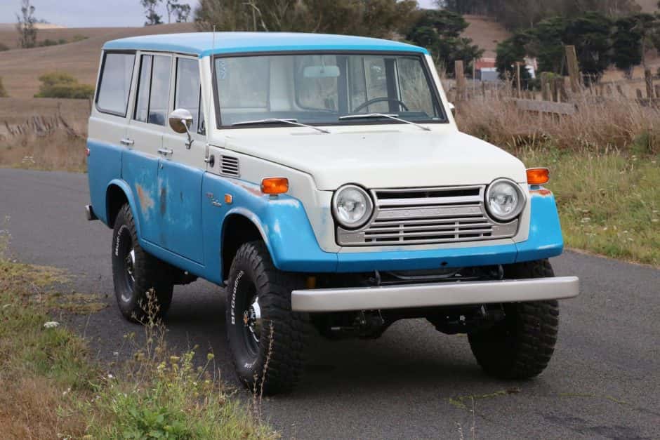 1972 Toyota Land Cruiser FJ55 sold for $51,000