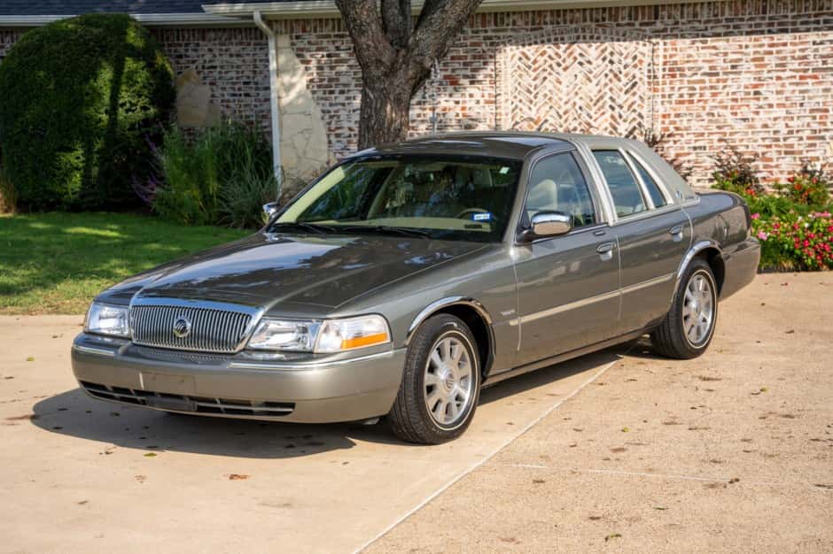 2004 Mercury Marquis & Grand Marquis sold for $29,000