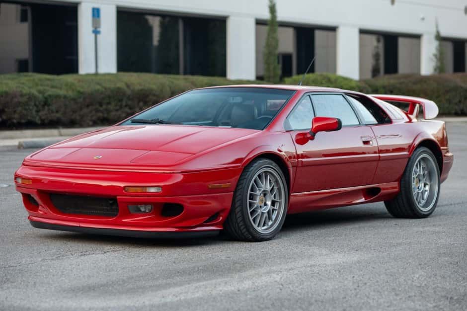 2003 Lotus Esprit sold for $102,001