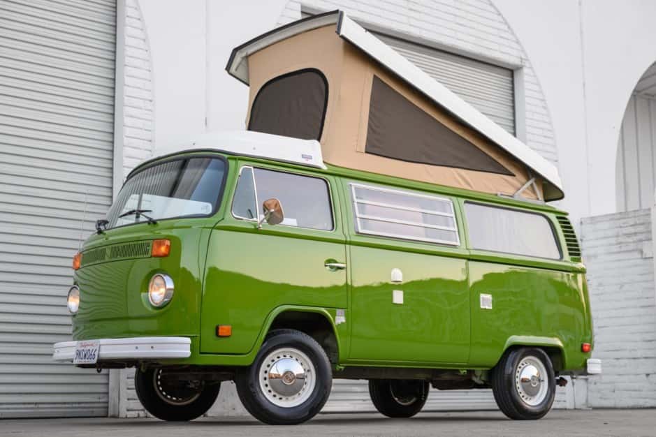 1977 Volkswagen Bay-Window Camper sold for $28,251