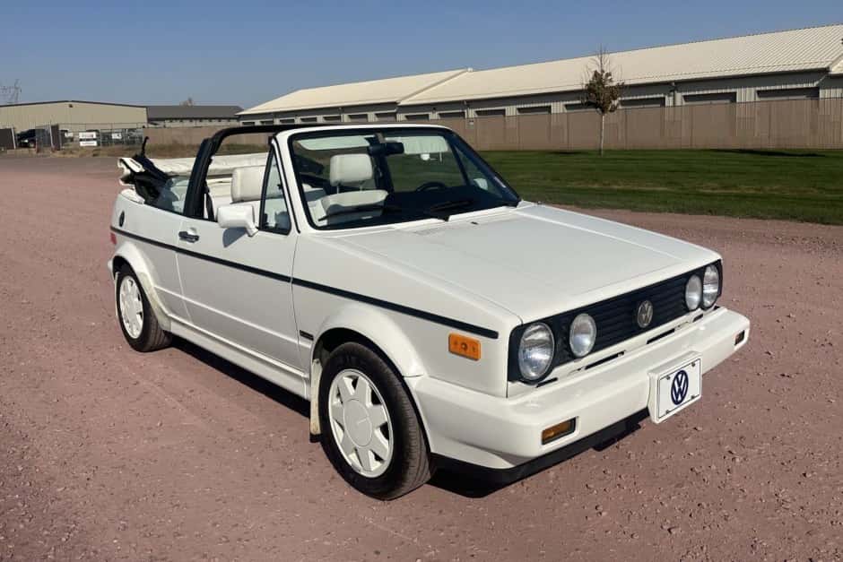 1989 Volkswagen Golf/Rabbit Cabriolet sold for $16,500