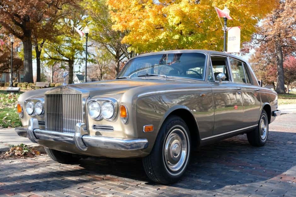 1972 Rolls-Royce SY Silver Shadow & Silver Wraith II sold for $26,000