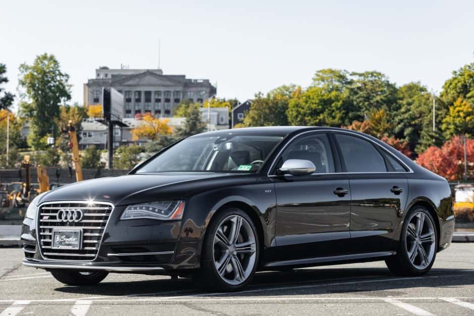 2014 Audi S8 sold for $45,250