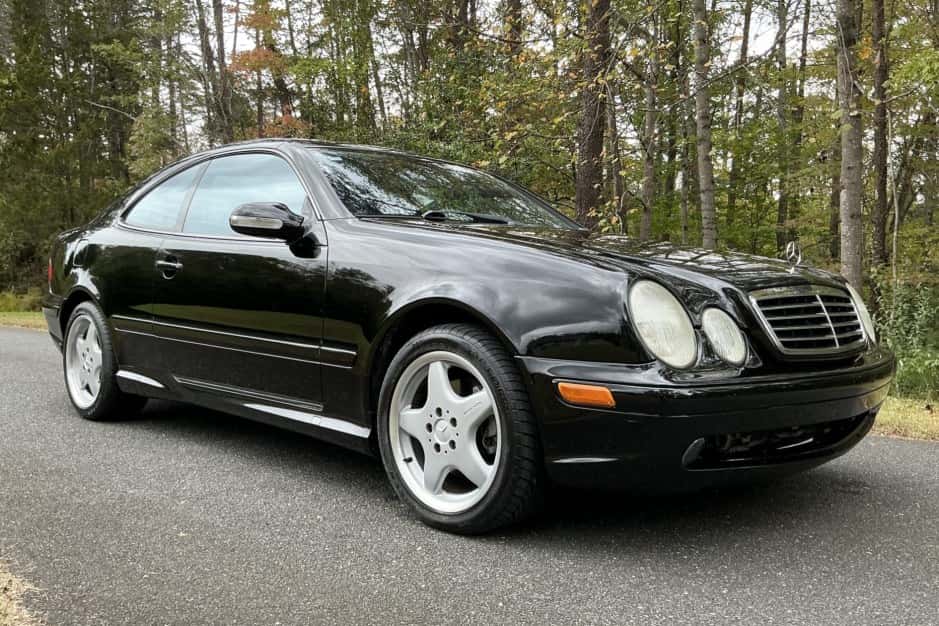 2000 Mercedes-Benz CLK-Class sold for $10,500