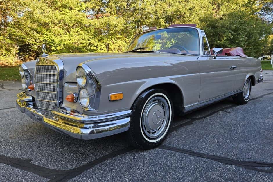 1969 Mercedes-Benz W111 Coupe & Cabriolet sold for $110,000