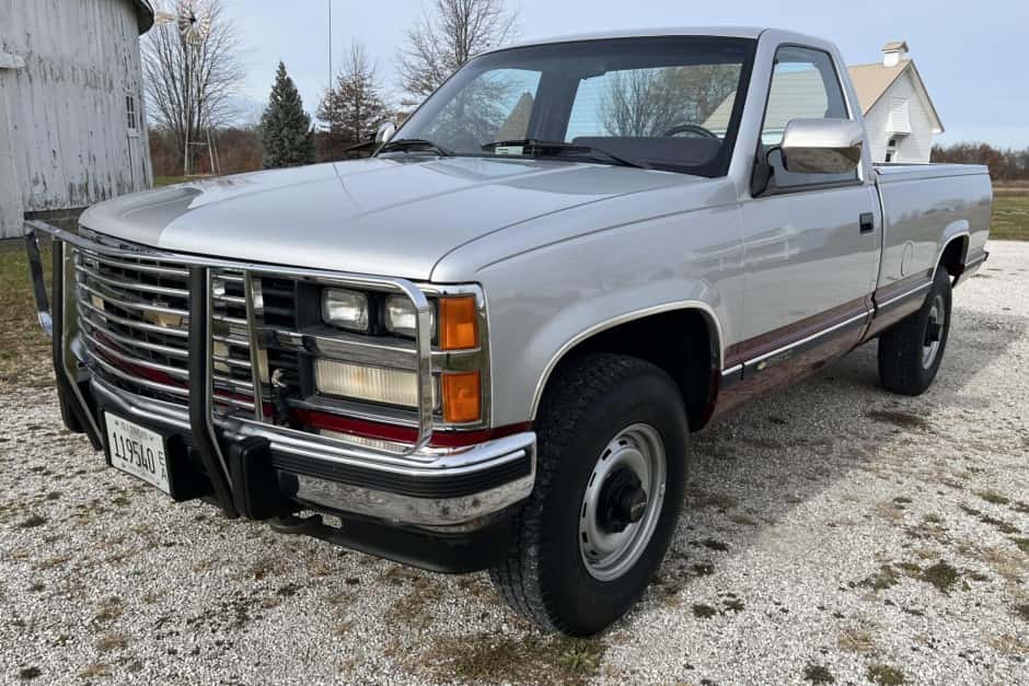 1988 Chevrolet C/K GMT400 (1988-2002) sold for $15,250