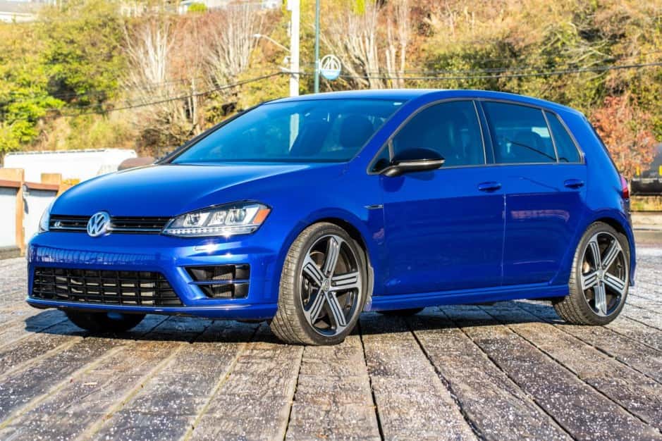 2016 Volkswagen Golf R sold for $30,600