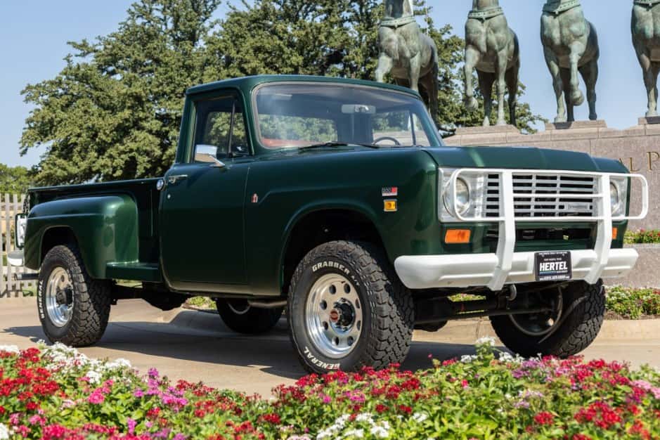 1974 International Harvester Pickup sold for $33,500