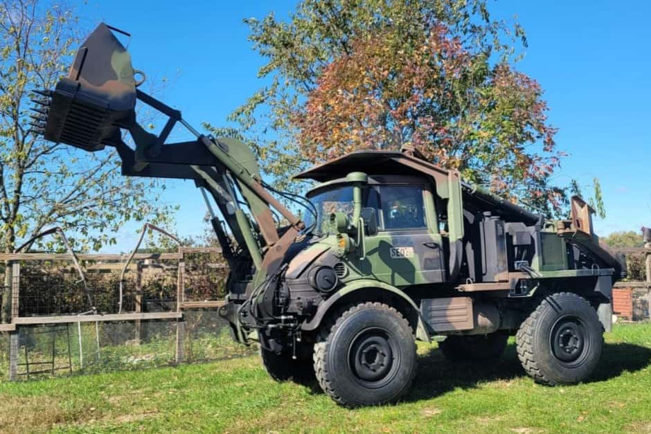 1988 Mercedes-Benz Unimog sold for $31,500