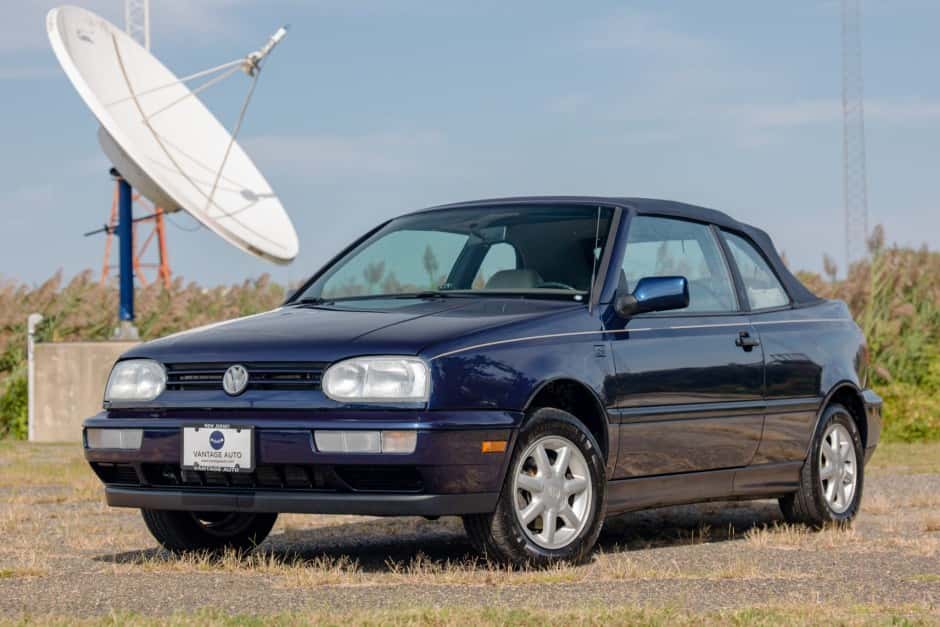 1995 Volkswagen Golf/Rabbit Cabriolet sold for $8,150