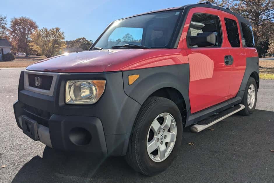 2005 Honda Element sold for $7,500