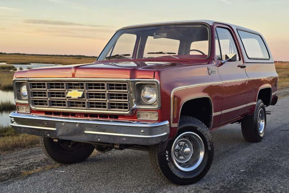 1977 Chevrolet K5 Blazer 1973-1991 sold for $37,000