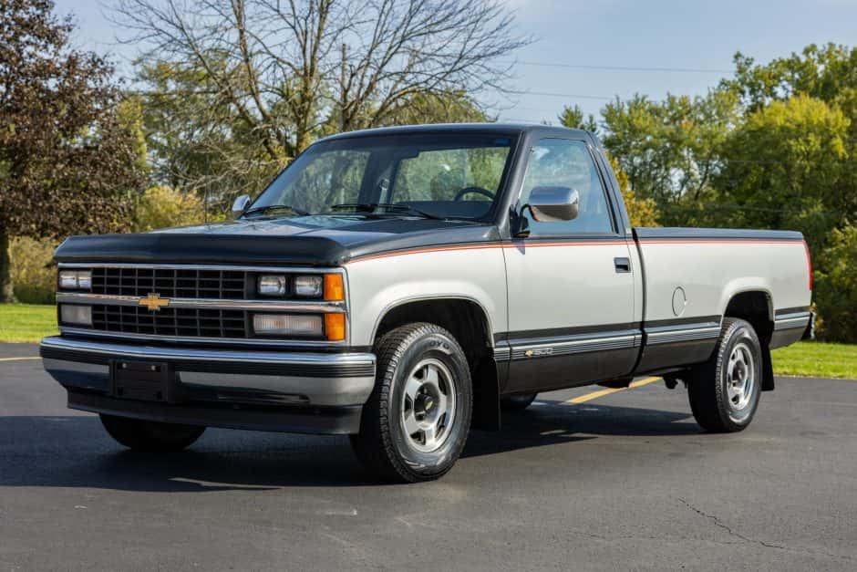 1988 Chevrolet C/K GMT400 (1988-2002) sold for $12,000