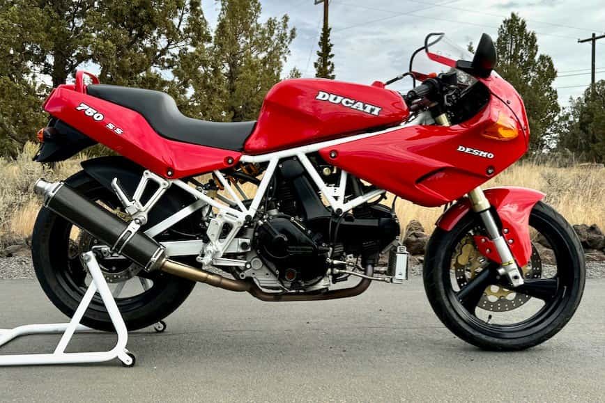 1992 Ducati 750, 800, 900, & 1000 Supersport (1988-2007) sold for $4,400