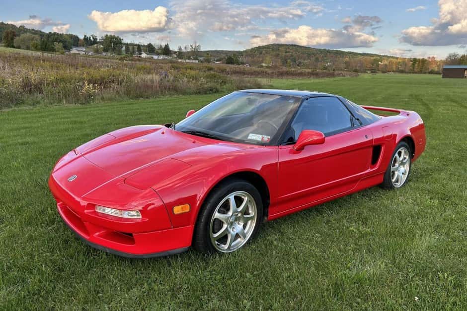 1991 Acura NSX NA1 sold for $66,000