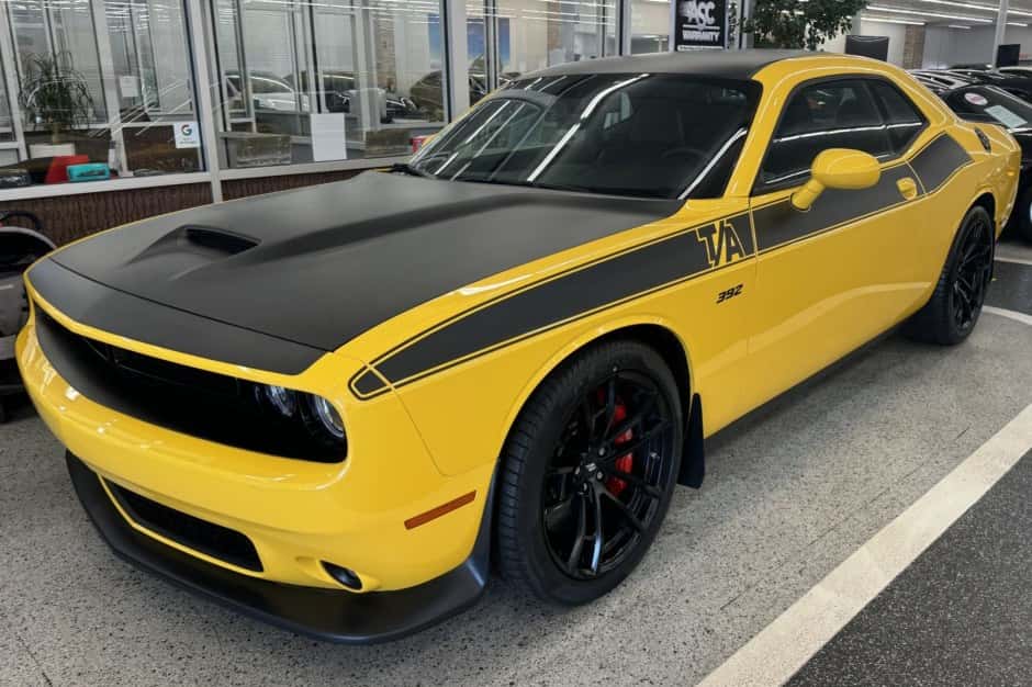 2018 Dodge Challenger SRT8 & 392 sold for $35,600