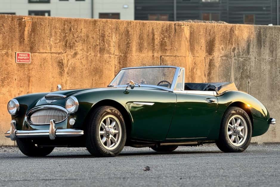 1964 Austin-Healey 3000 sold for $48,000