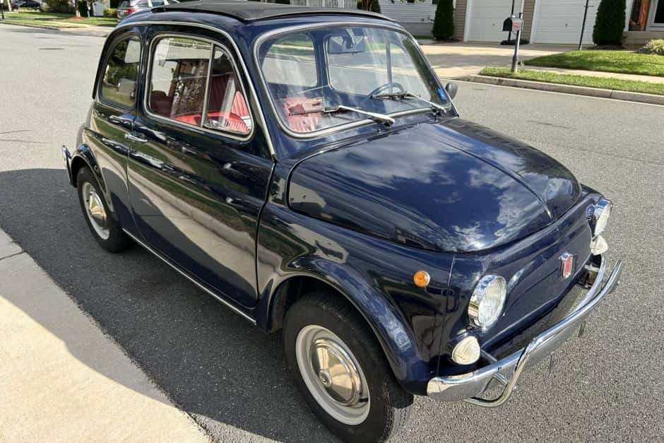 1971 Fiat 500 Topolino sold for $11,000