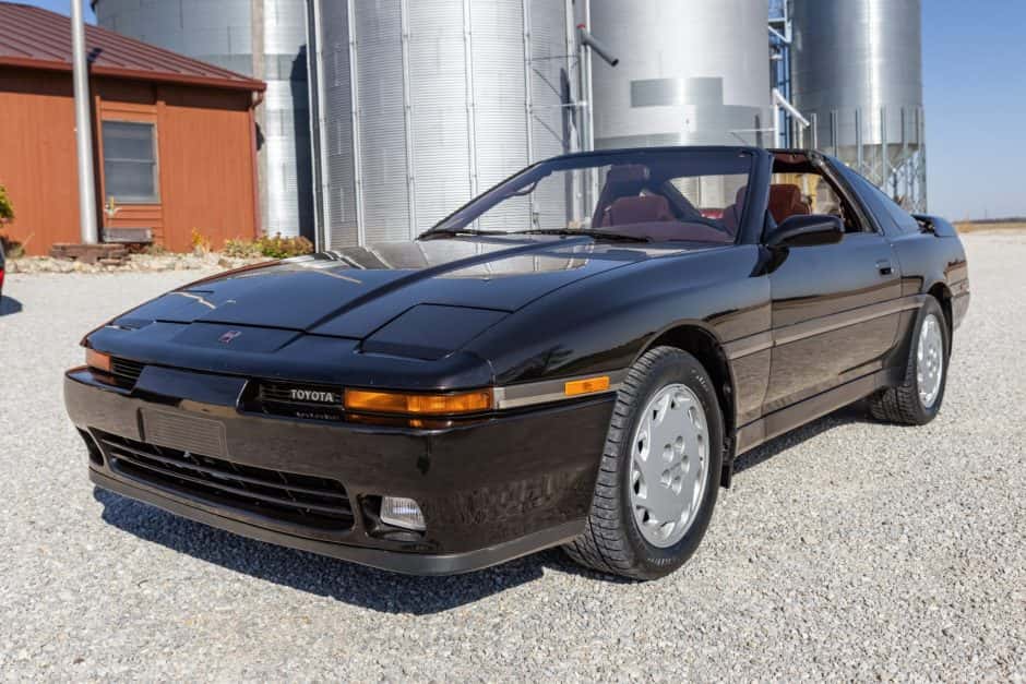 1989 Toyota Supra A70 (1986-1992) sold for $39,999