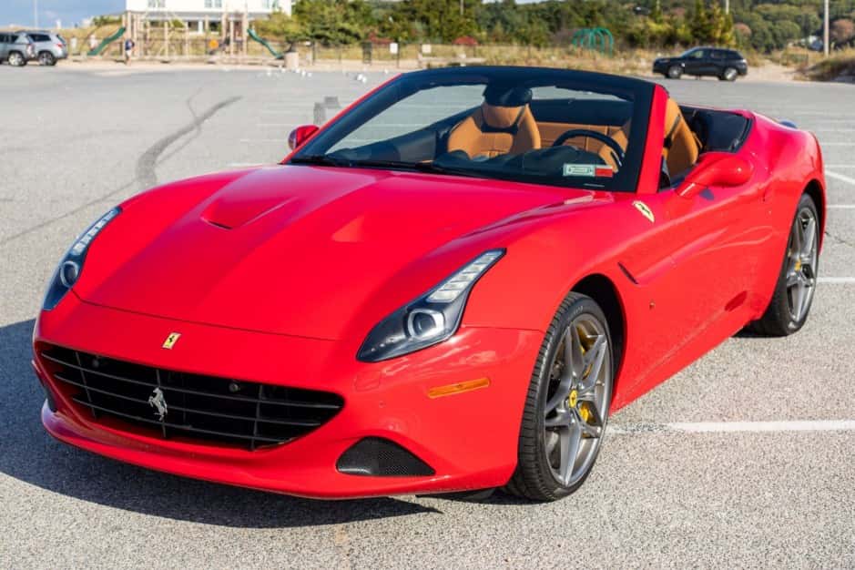 2016 Ferrari California sold for $125,000