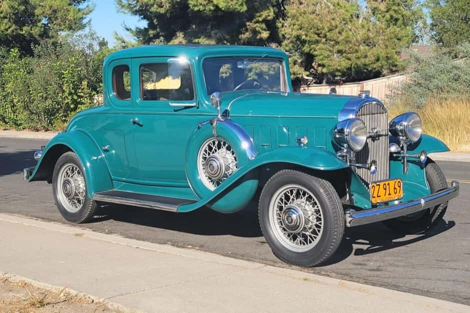 1932 Buick  sold for $16,001