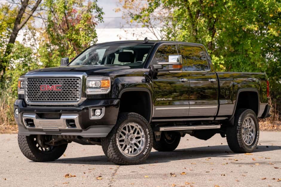 2015 GMC Sierra (K2XX 2014-2019) sold for $44,000