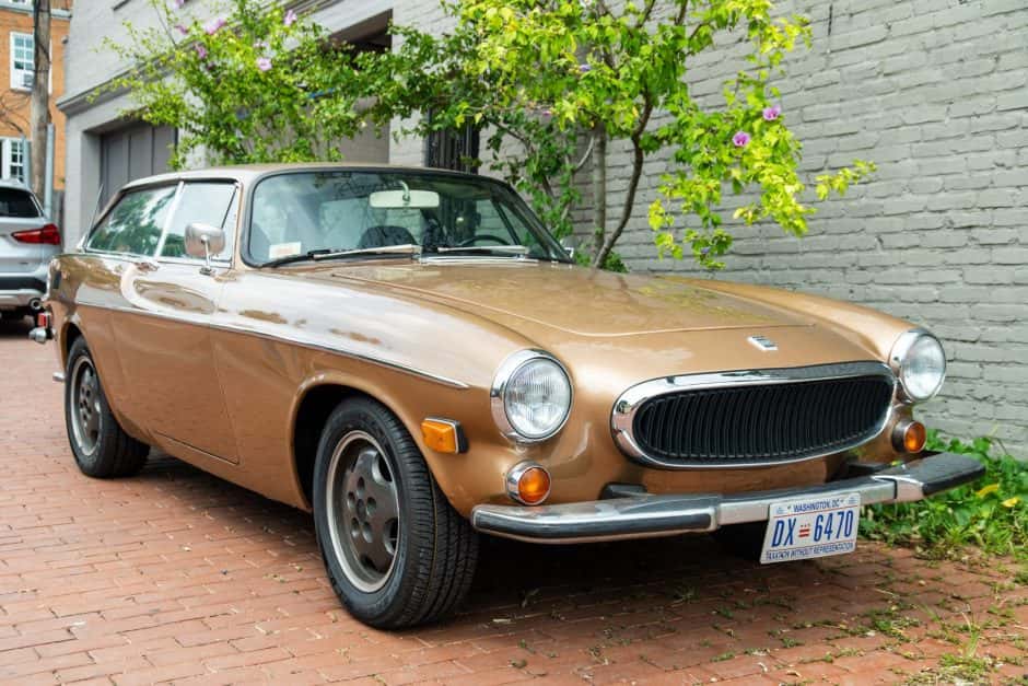 1973 Volvo 1800ES sold for $5,669