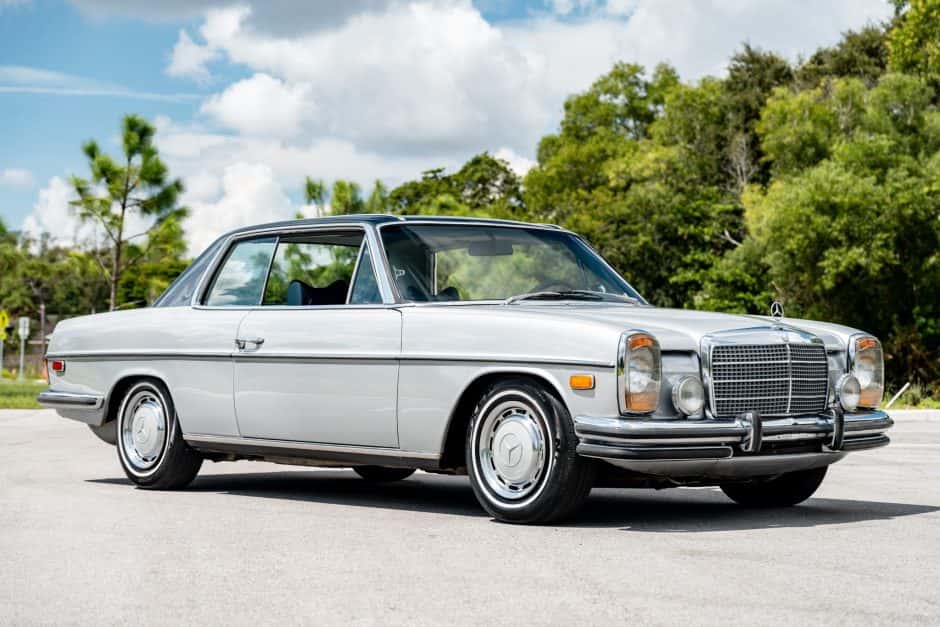 1975 Mercedes-Benz W114 & W115 sold for $18,280