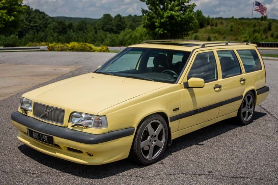 1995 Volvo 850 sold for $19,250