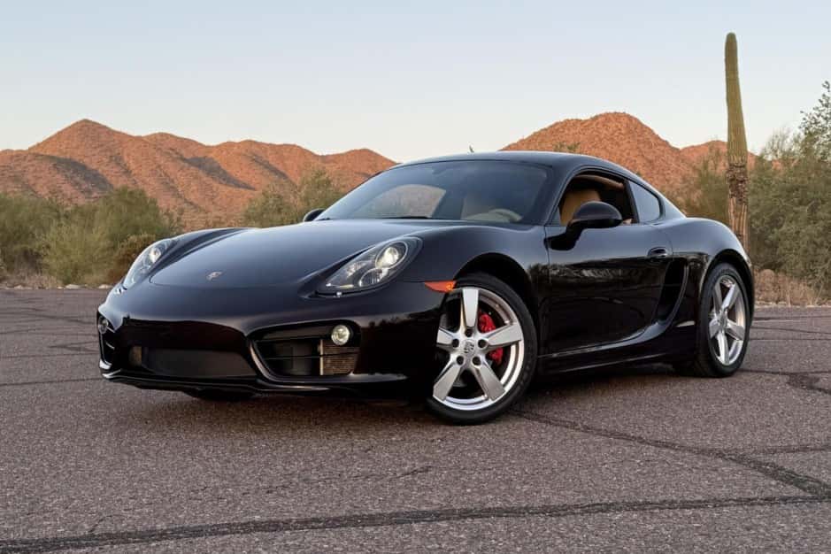2014 Porsche 981 Cayman sold for $46,000