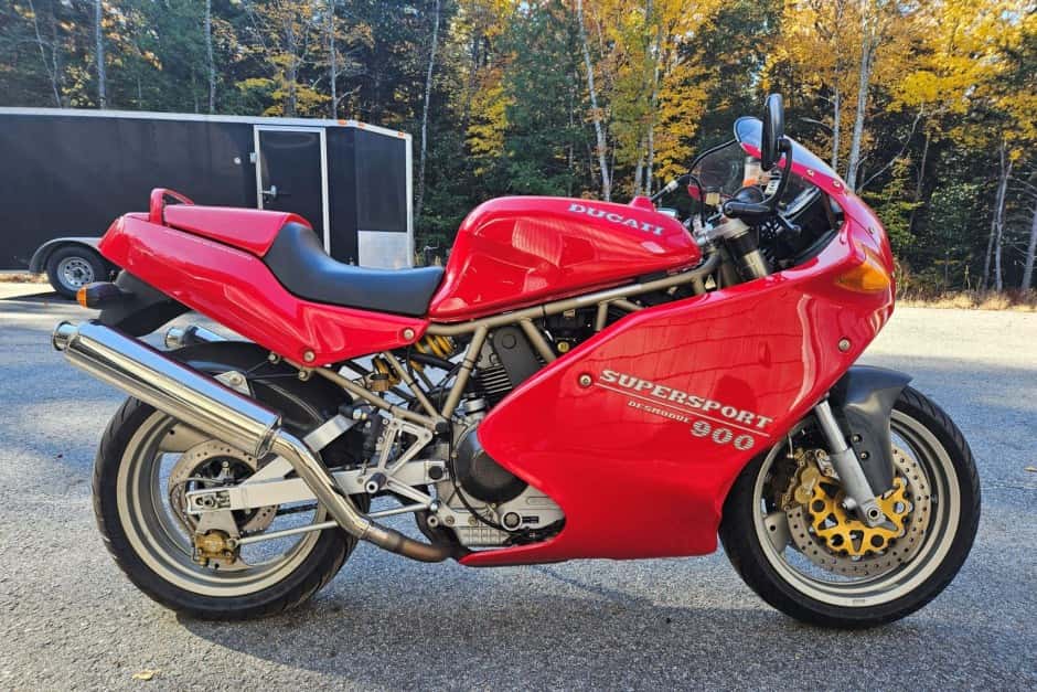 1996 Ducati 750, 800, 900, & 1000 Supersport (1988-2007) sold for $7,600