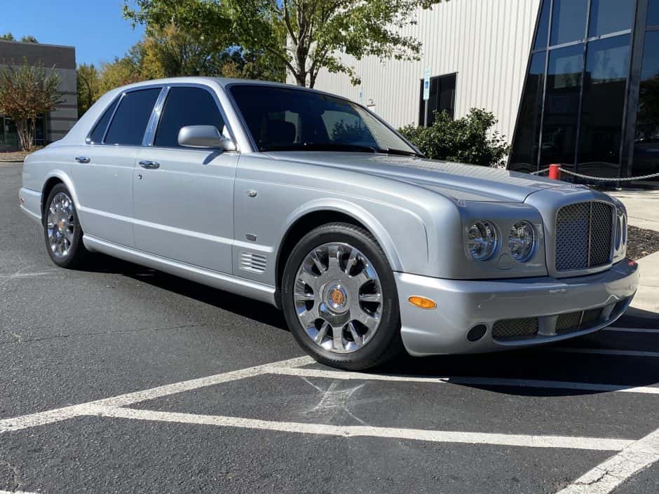 2006 Bentley Arnage sold for $41,000