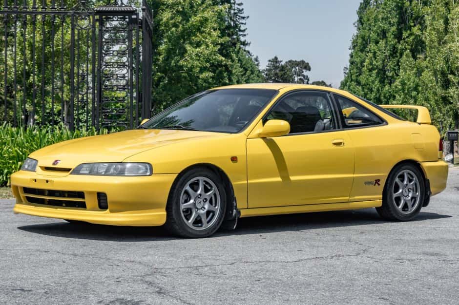 2000 Acura Integra Type R sold for $36,500