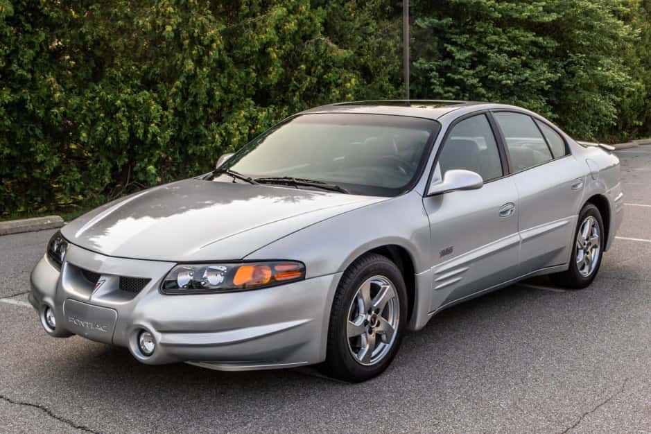 2003 Pontiac Bonneville sold for $10,250