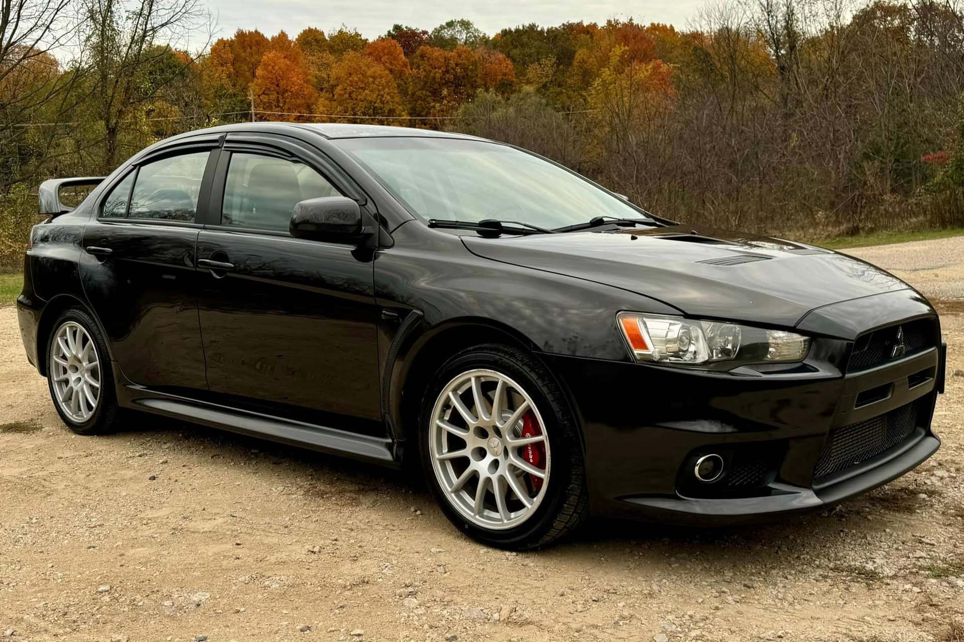 2011 Mitsubishi Lancer Evolution sold for $14,300