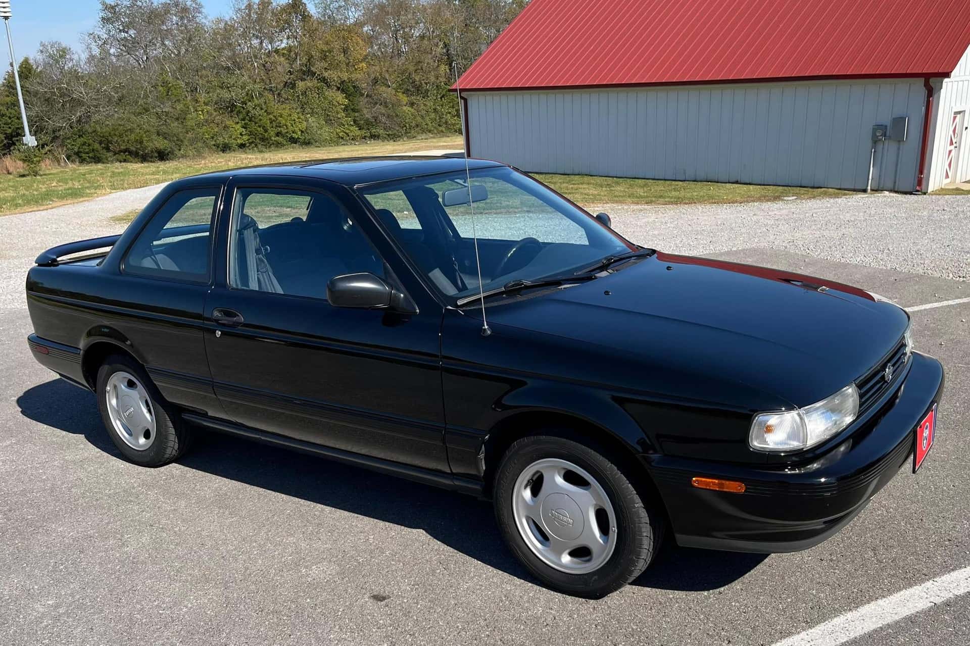 1992 Nissan Sentra sold for $18,705