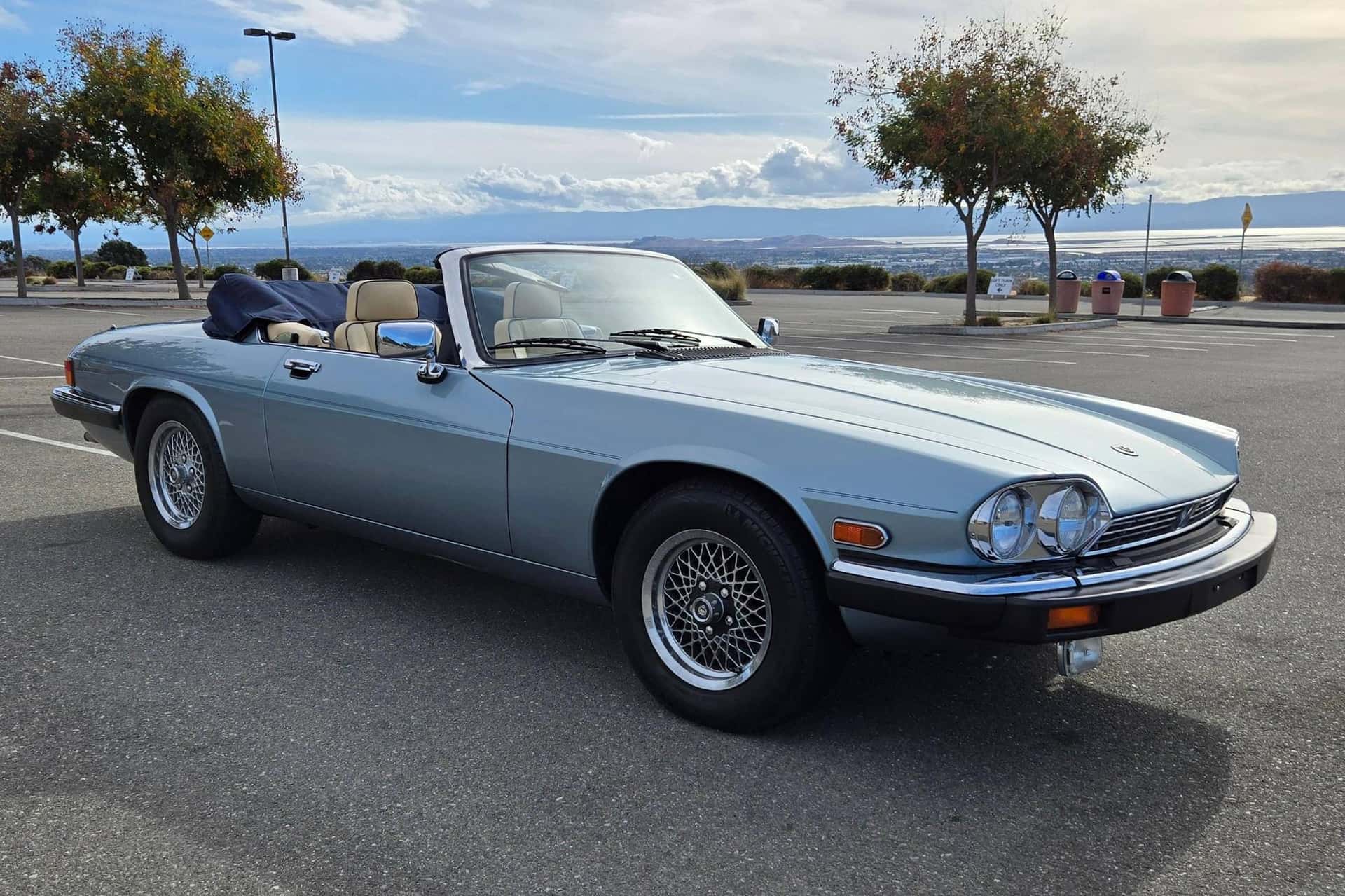 1990 Jaguar XJS sold for $8,050