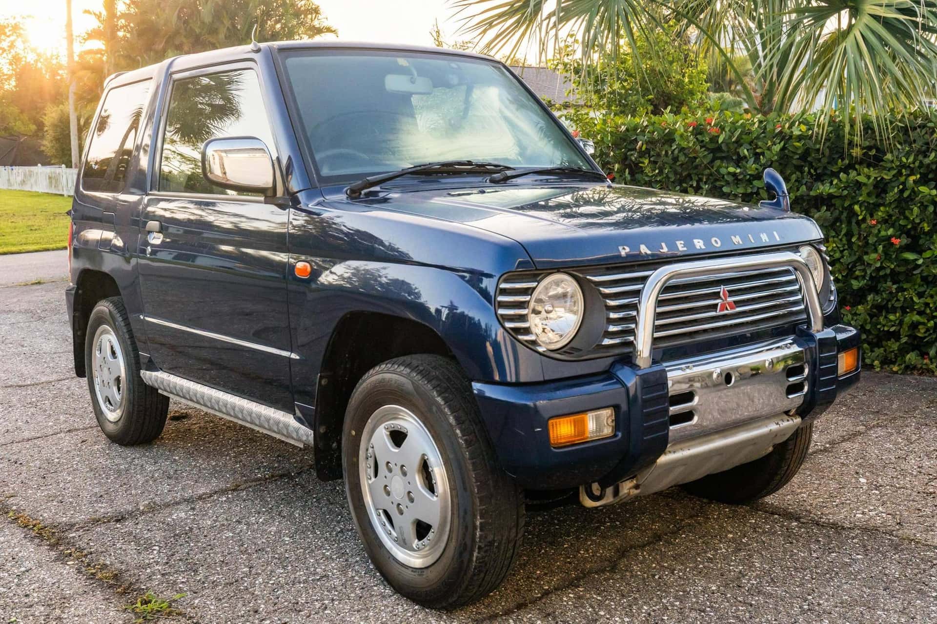 1998 Mitsubishi Pajero Mini sold for $5,250