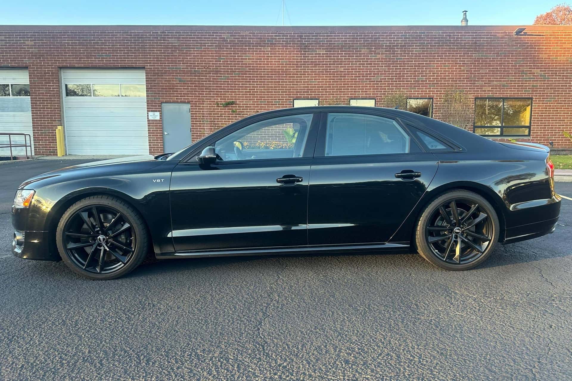 2017 Audi S8 sold for $37,000