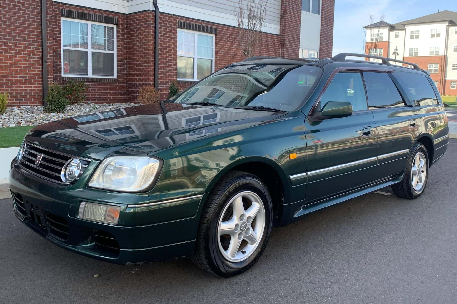 1999 Nissan Stagea sold for $8,200