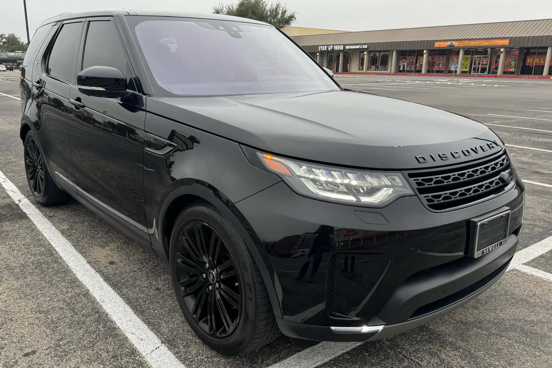 2017 Land Rover Discovery sold for $21,050