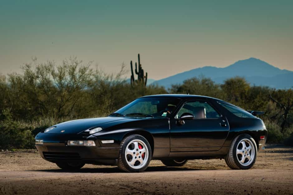 1994 Porsche 928 sold for $0
