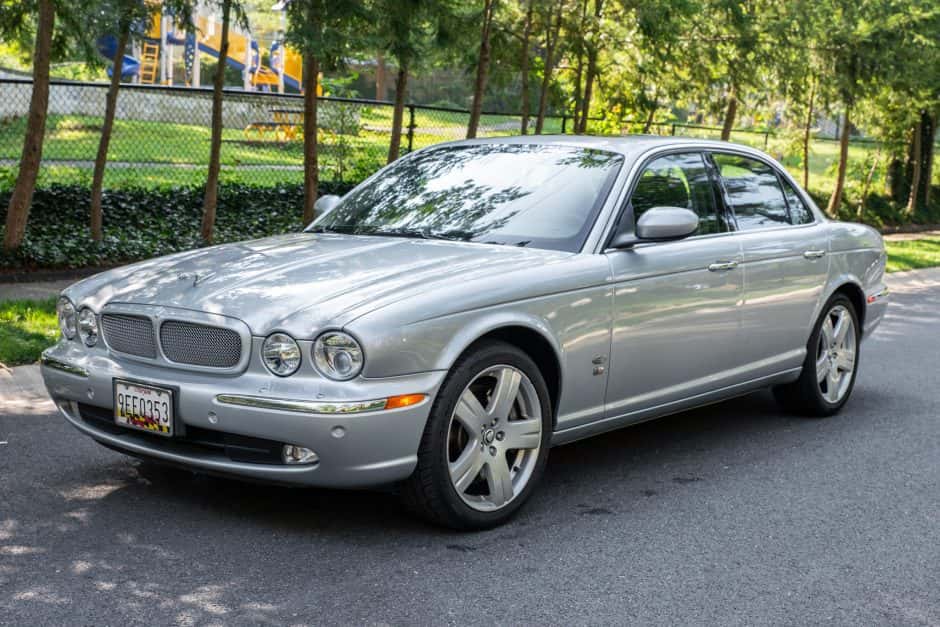 2007 Jaguar X350/X356/X358 XJR (2004-2009) sold for $0