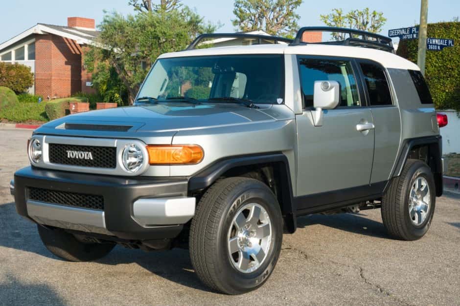 2010 Toyota FJ Cruiser sold for $0